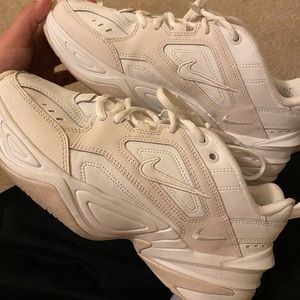 Nike women’s chunky sneaker